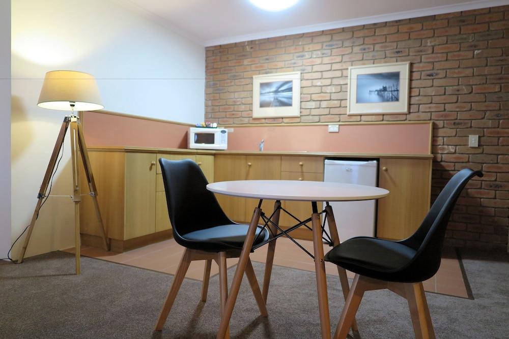 Summerhill Motor Inn (Adults Only) Merimbula Esterno foto
