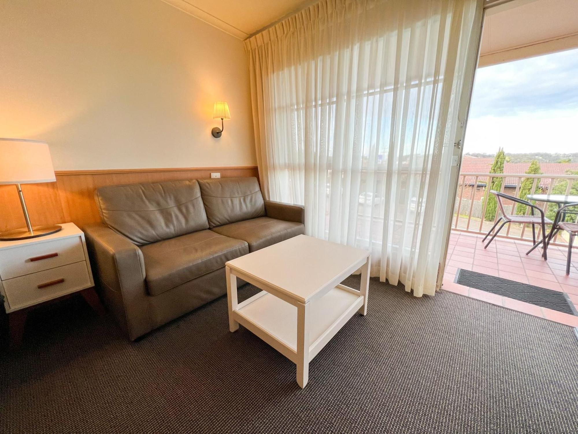 Summerhill Motor Inn (Adults Only) Merimbula Esterno foto