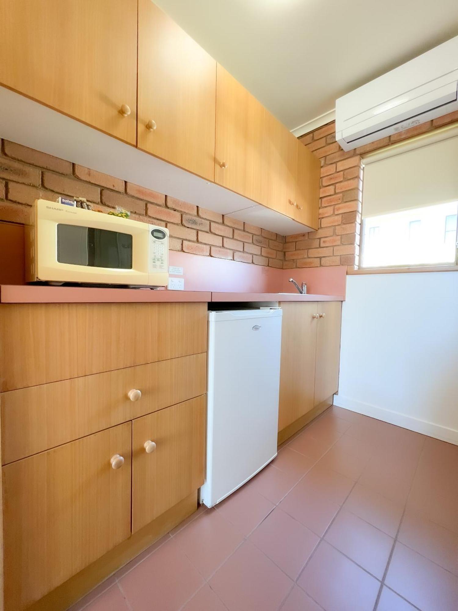 Summerhill Motor Inn (Adults Only) Merimbula Esterno foto