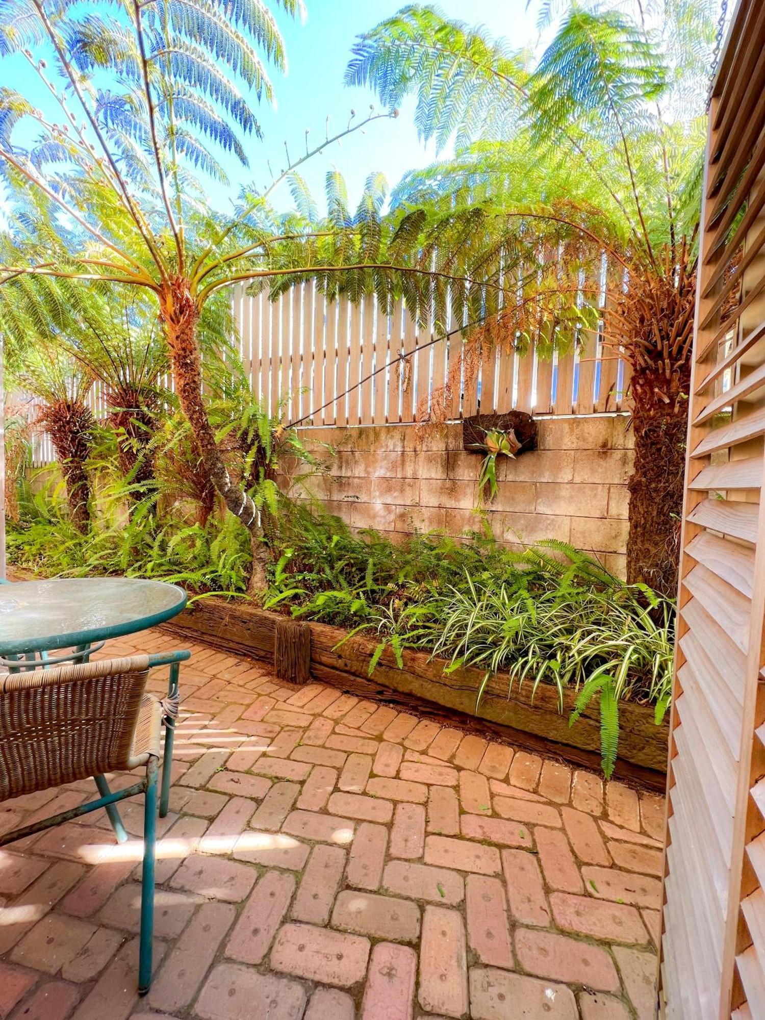 Summerhill Motor Inn (Adults Only) Merimbula Esterno foto
