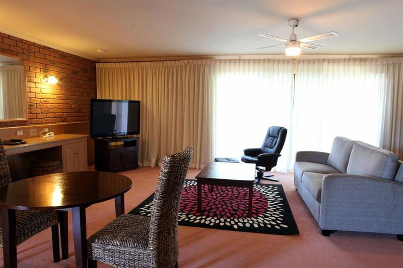 Summerhill Motor Inn (Adults Only) Merimbula Esterno foto