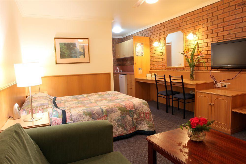 Summerhill Motor Inn (Adults Only) Merimbula Esterno foto